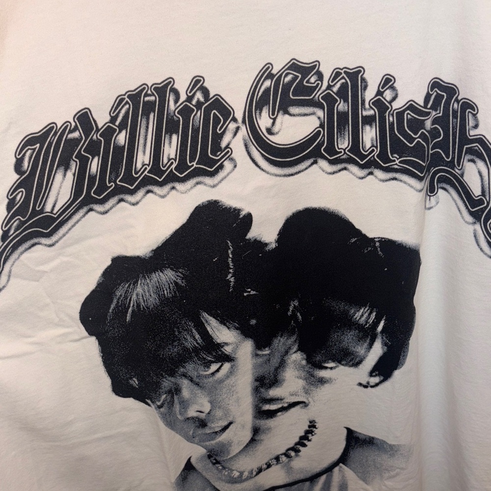 Billie Eilish Graphic Tee 🖤